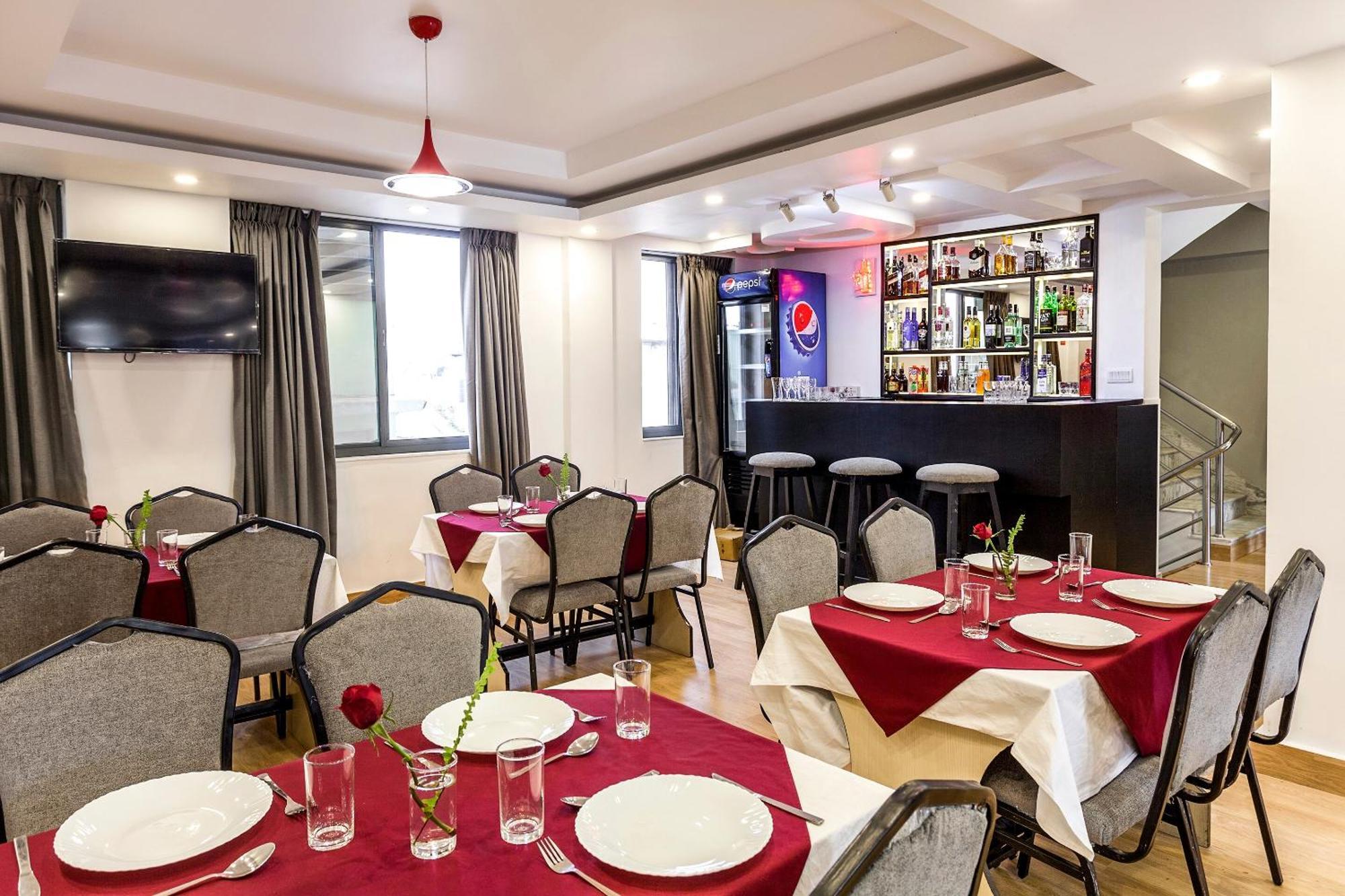 קטמנדו Oyo 123 Hotel Prince Plaza מראה חיצוני תמונה