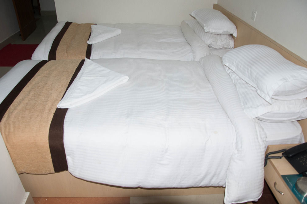 קטמנדו Oyo 123 Hotel Prince Plaza מראה חיצוני תמונה