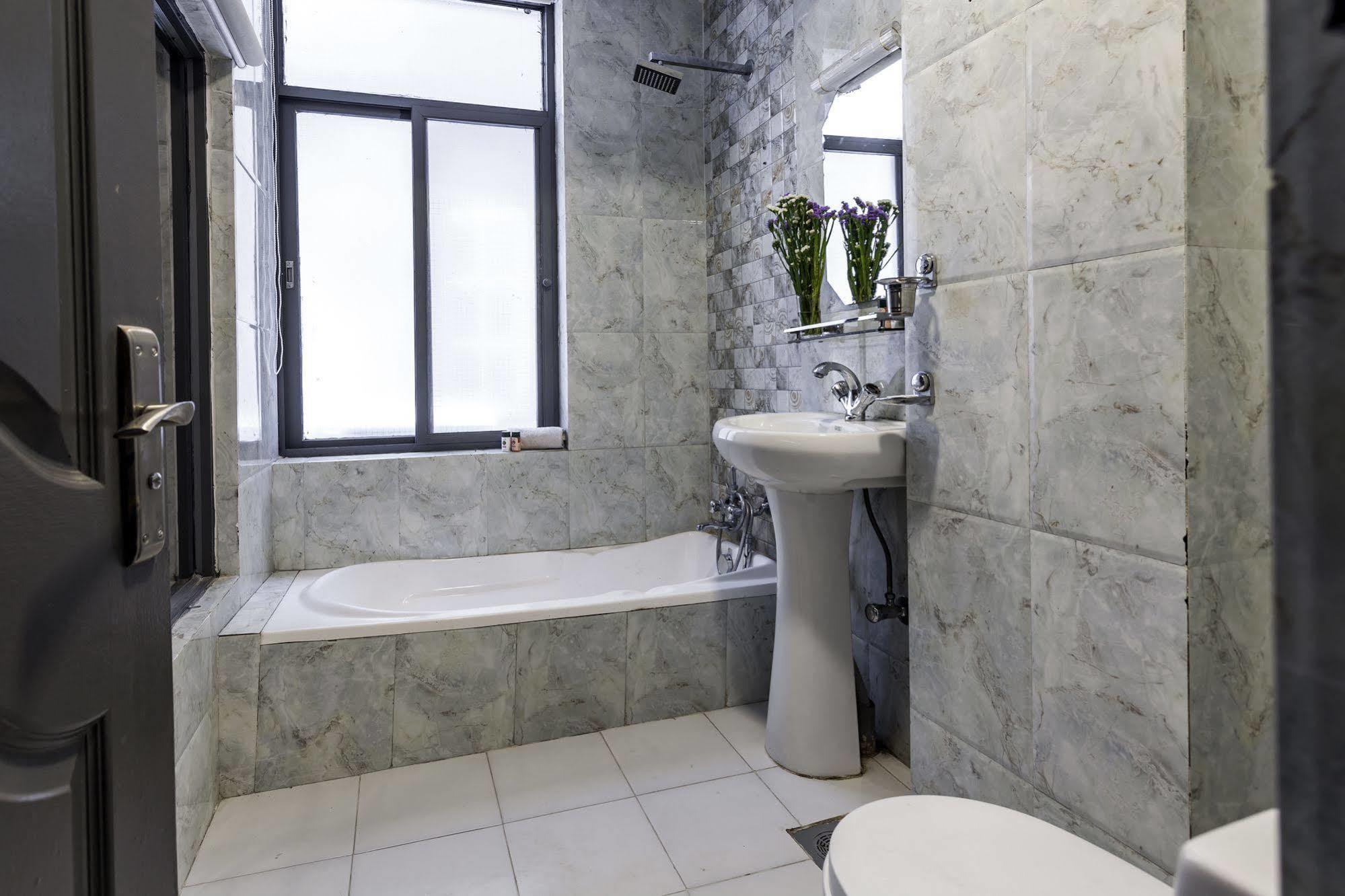 קטמנדו Oyo 123 Hotel Prince Plaza מראה חיצוני תמונה